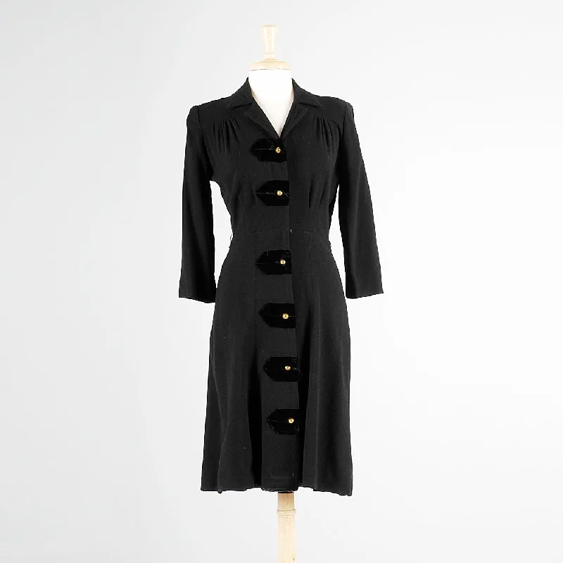 1940s Black Wool Dress with Velvet Detail Chic unclassified dresses
