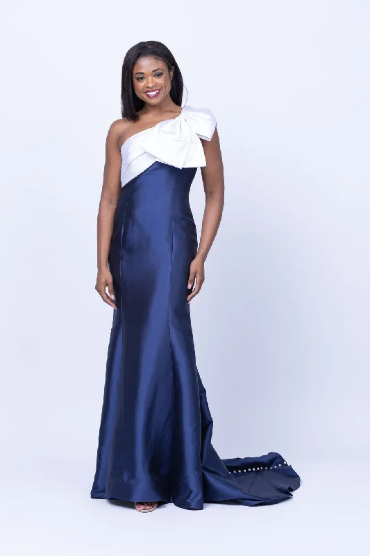 Daymor Gown in Navy White Formal unclassified dresses